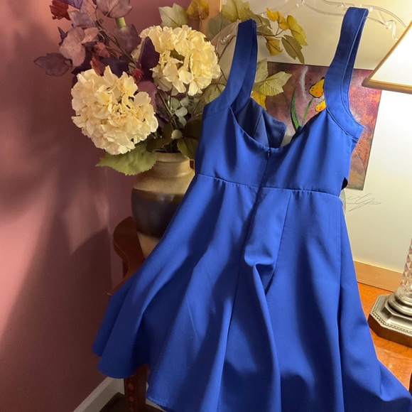 SUPER DOWN ROYAL BLUE mini dress cut-out/ with flair skirt SIZE S - Picture 7 of 7